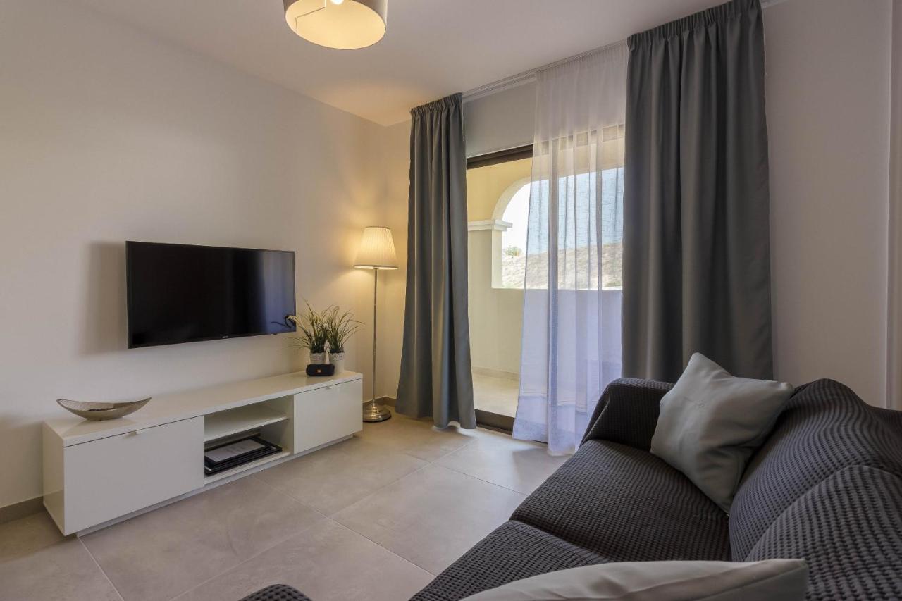 Luxury Duplex In Los Cristianos , 6 Pax Eksteriør billede